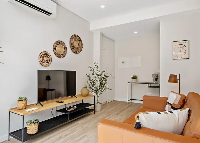 Modern Steps From Appartement *