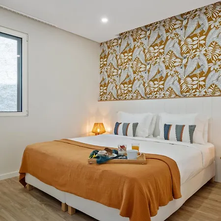 Appartamento Modern Steps From